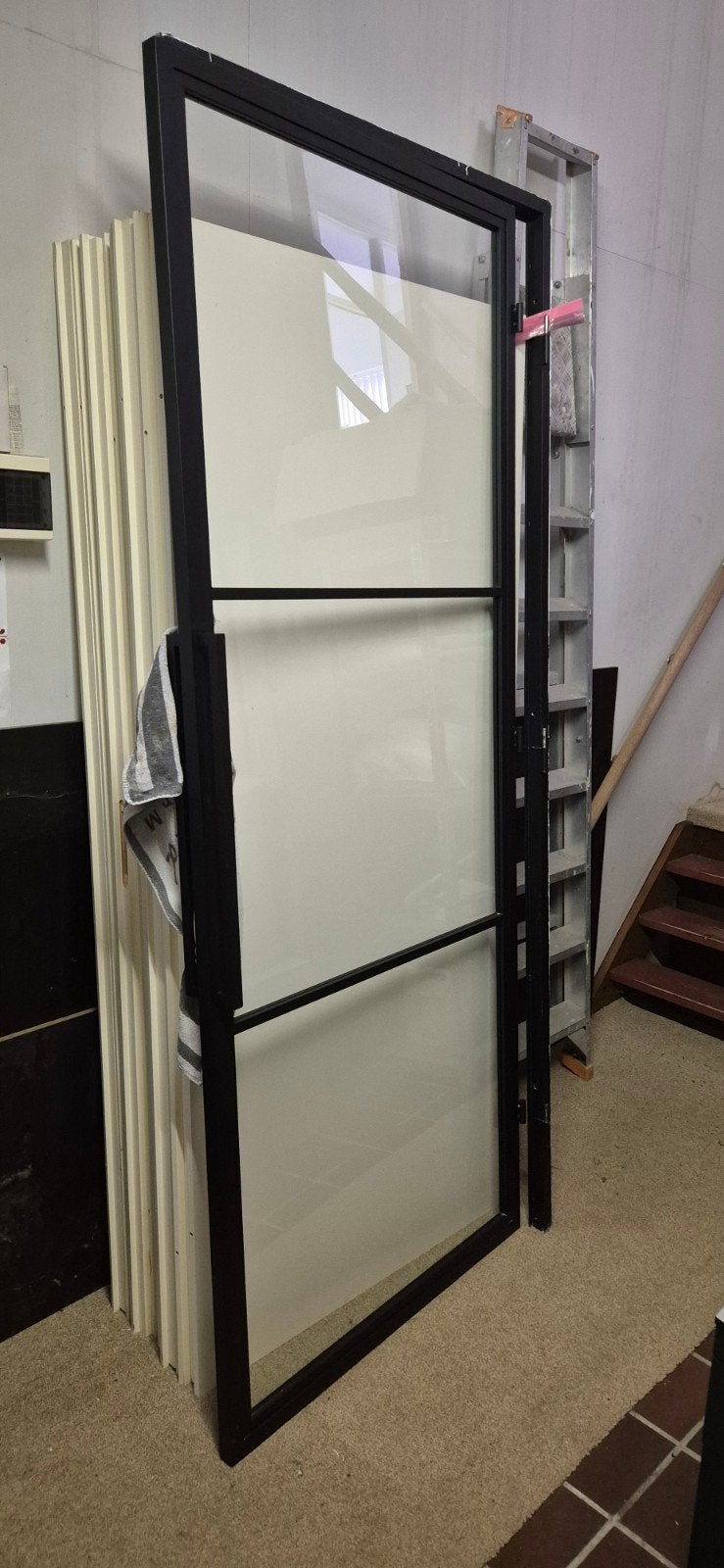 Industriële Stalen Deur Zwart Helder Glas, Rechtsdraaien, Ophalen, 80 tot 100 cm, 215 cm of meer, Binnendeur