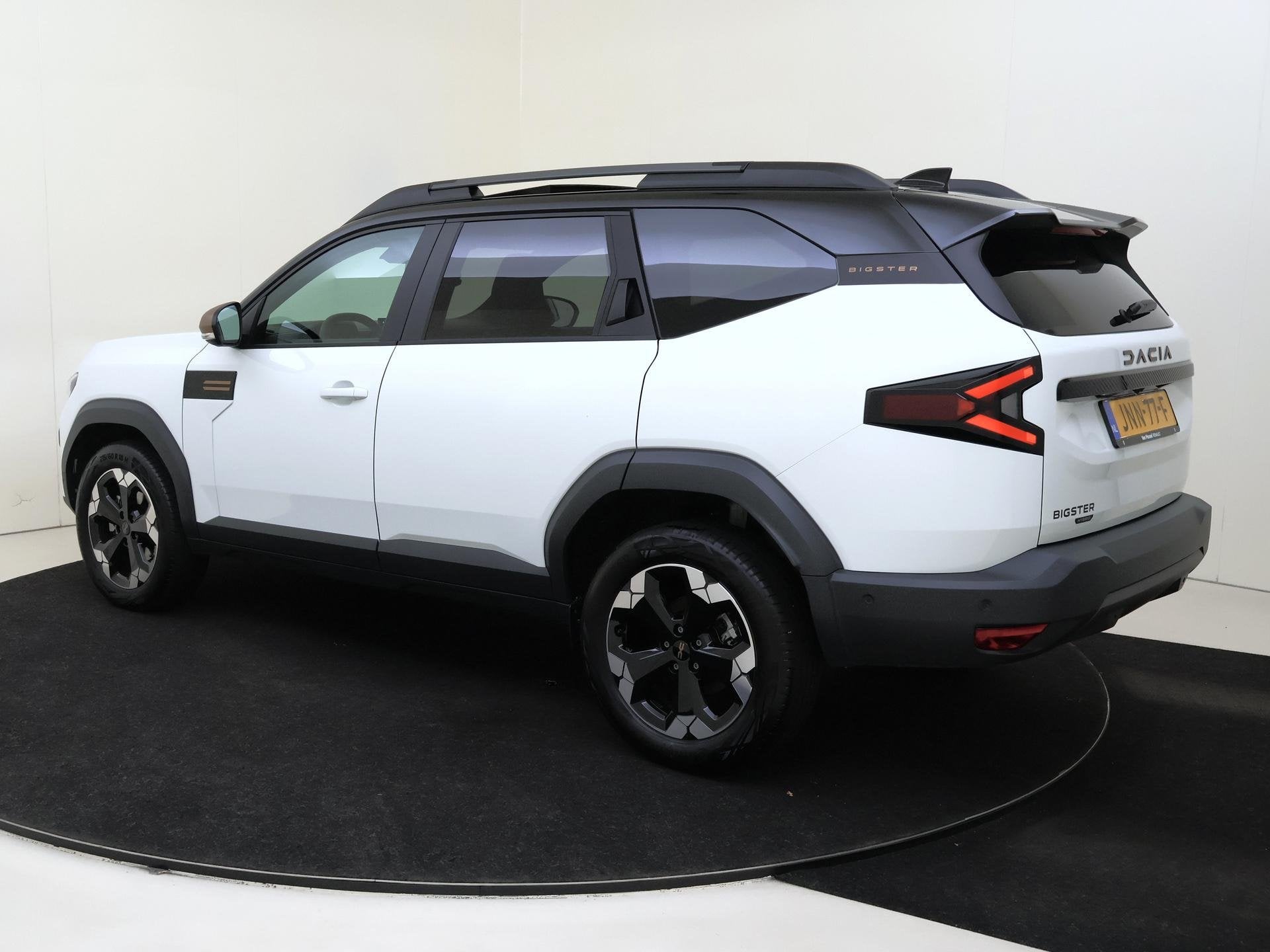 Dacia Bigster 1.8 Hybrid 155 Extreme BTW| AUTOMAAT| Navigati, Auto's, Euro 6, Wit, Origineel Nederlands, Bedrijf