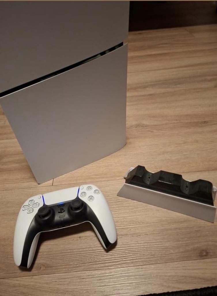 gaming monitor + playstation 5, Spelcomputers en Games, Spelcomputers | Sony PlayStation 5, Ophalen, Refurbished, Playstation 5