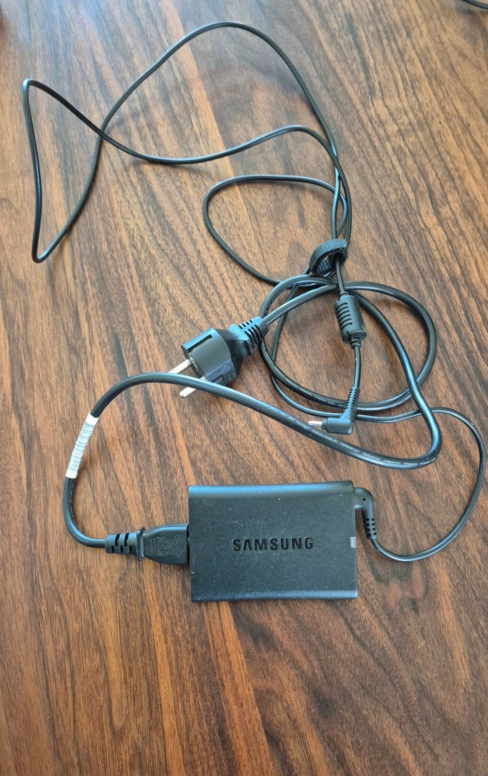 Oplader voor Samsung laptop, Ophalen