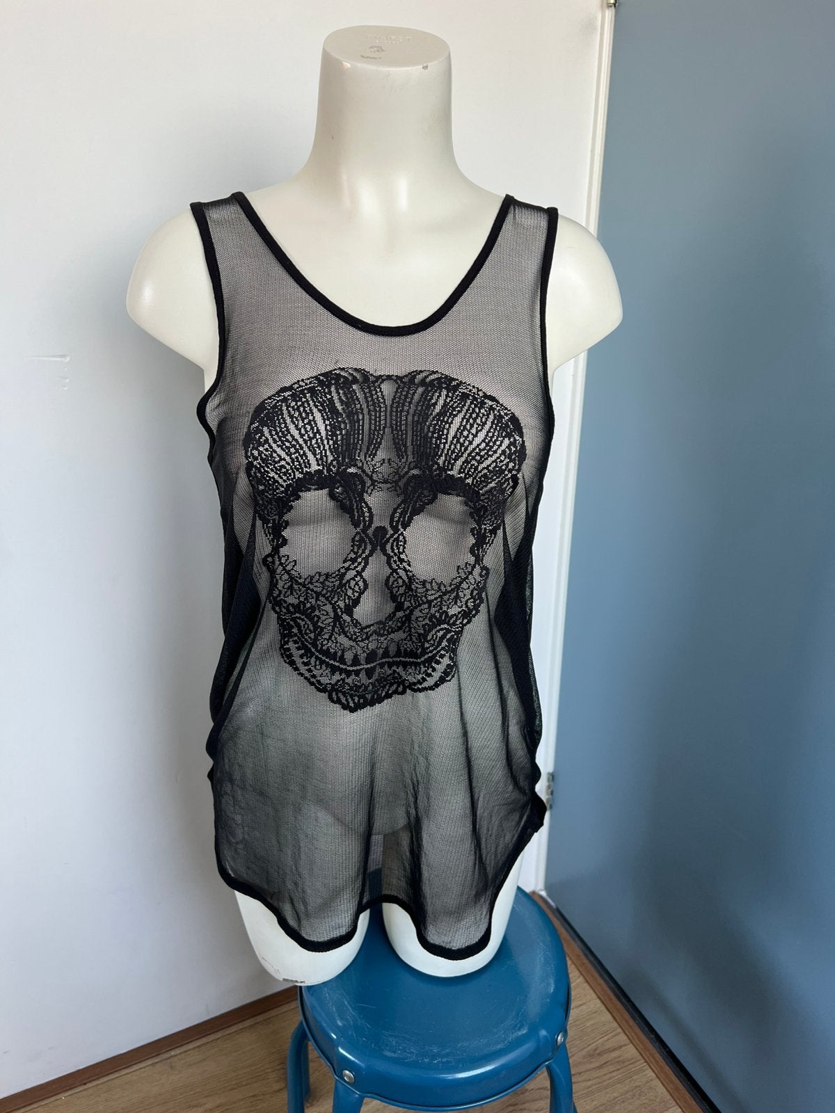Pimkie zwart hemd doodshoofd festival top m, Kleding | Dames, Maat 38/40 (M), Zwart, Ophalen of Verzenden, Zo goed als nieuw