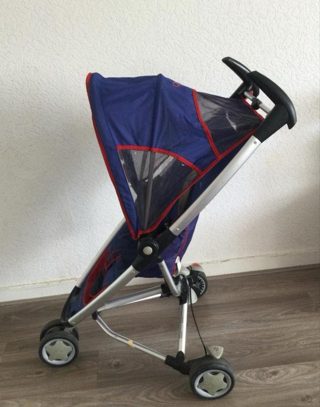 Quinny Zapp Buggy - Compact en Handig, Ophalen of Verzenden, Gebruikt, Quinny, Verstelbare rugleuning