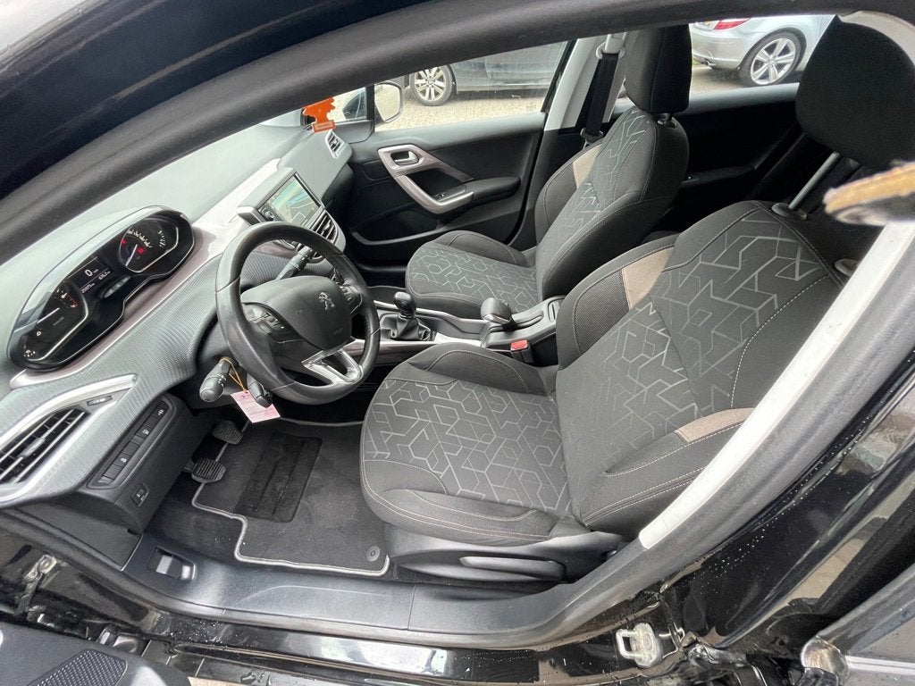 Peugeot 2008 Navi, Cruise, Airco, Startklaar ! NU IN PRIJS V, Voorwielaandrijving, Euro 5, Stof, Gebruikt