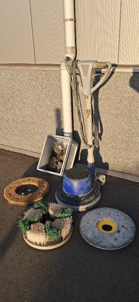 Floorpul C43 schrobmachine met Terrazza borstel, Doe-het-zelf en Verbouw, Reinigingsmachines, Ophalen, Gebruikt, Schrobmachine