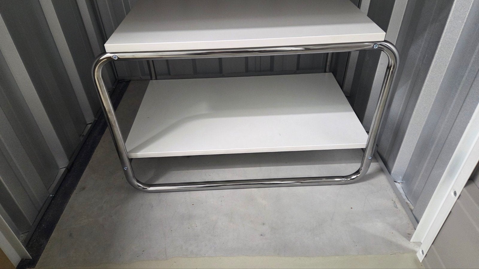 Modern white ikea table, Ophalen, Zo goed als nieuw