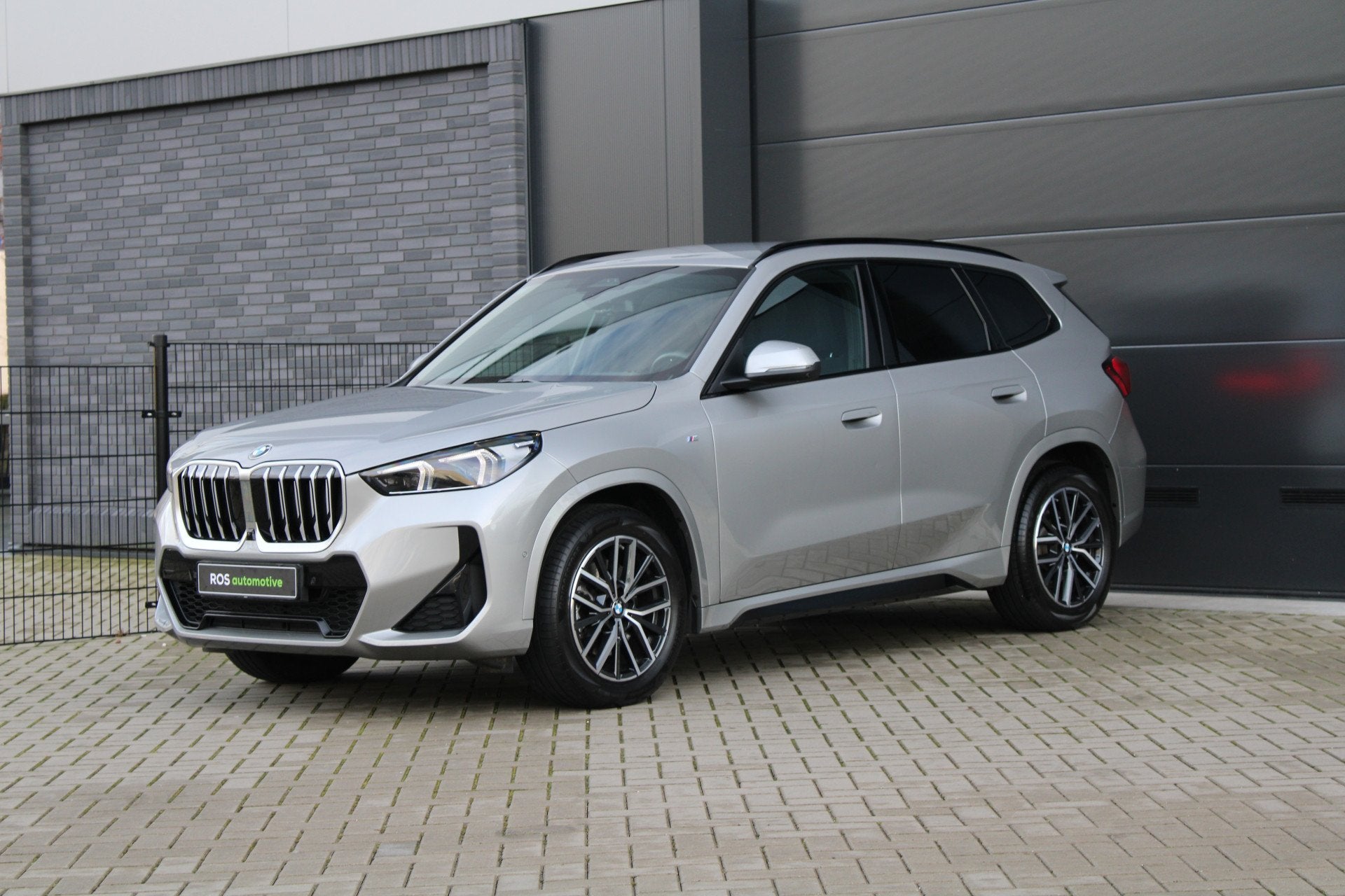 Foto 40 van BMW X1 sDrive20i | BTW | M-SPORT | KEYLESS | HUD | 360 CAM |