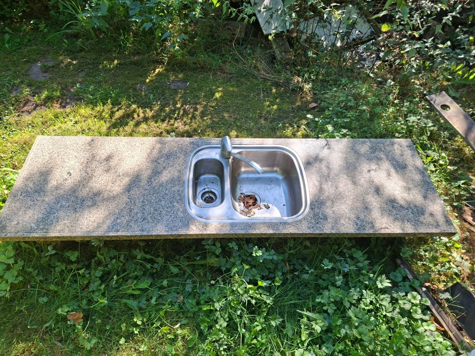Granieten aanrechtblad met spoelbak, Huis en Inrichting, Keuken | Keukenelementen, Ophalen, Gebruikt, 50 tot 75 cm, Minder dan 100 cm