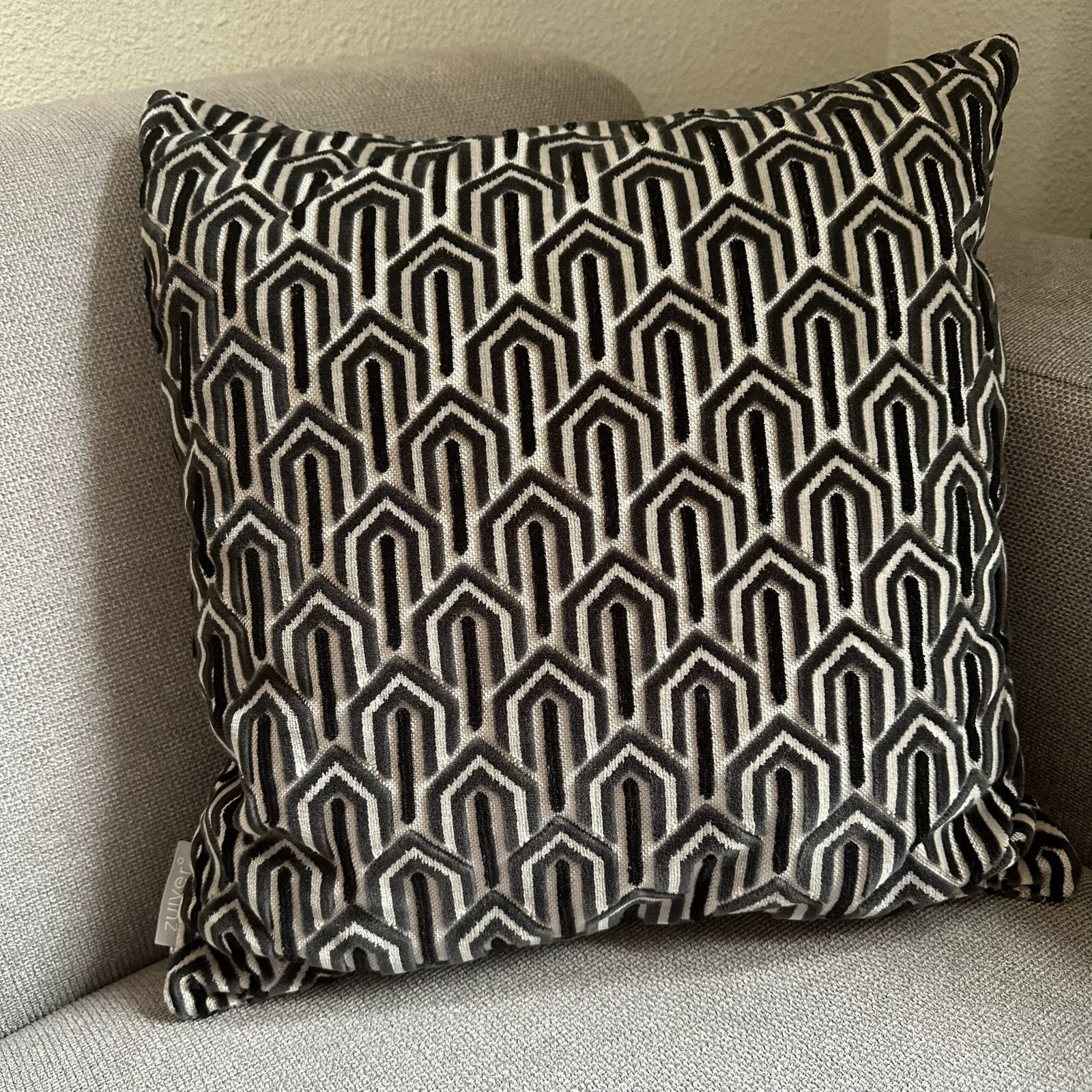 Zuiver Beverly kussen, zwart wit, 45x45, Ophalen of Verzenden, Zo goed als nieuw, Zwart, Vierkant