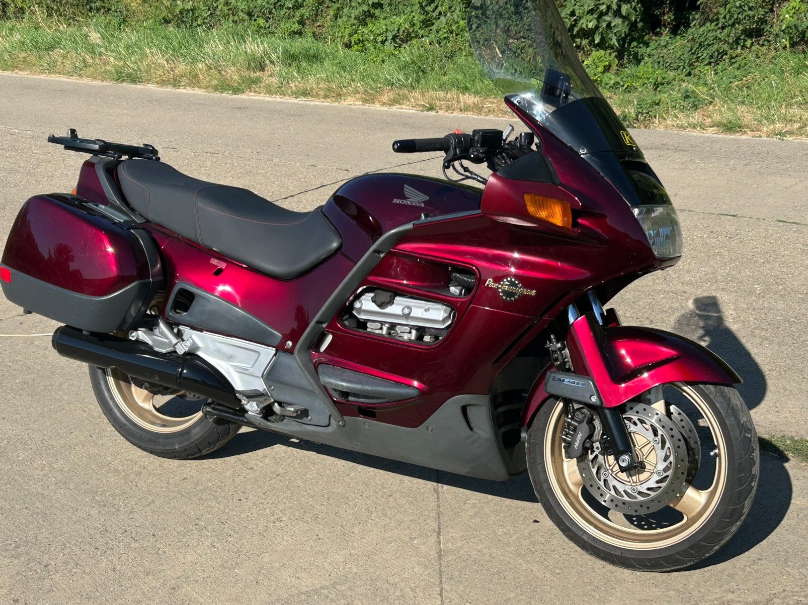 Honda 1100 Pan European onderdelen., Ophalen