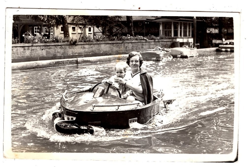 Apeldoorn Fotokaart Juliana Park Motor boot, Ophalen of Verzenden, 1920 tot 1940, Ongelopen, Gelderland