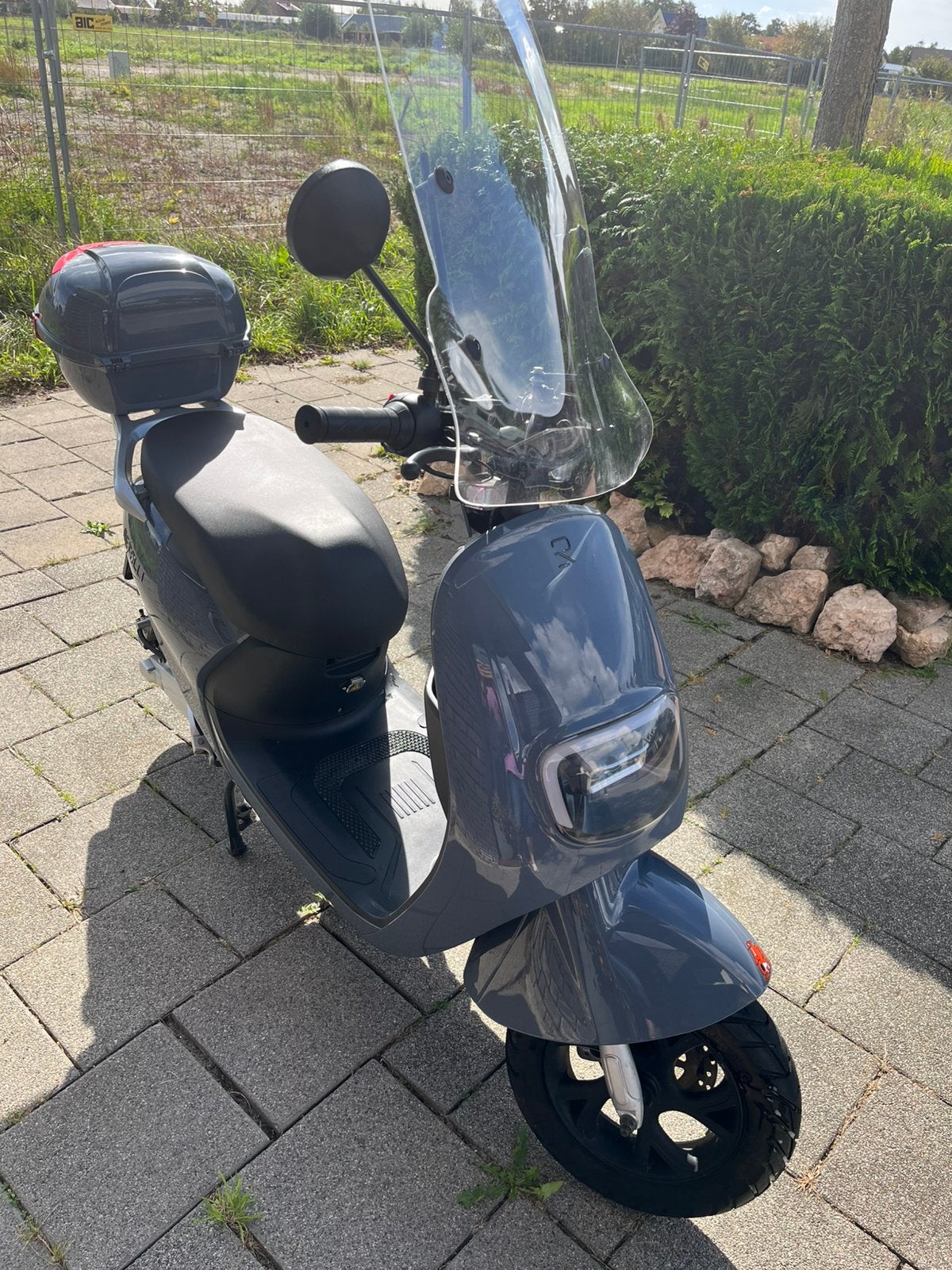 E scooter 45km/u Retelli Benefico juli 2025, Fietsen en Brommers, Elektrisch, Zo goed als nieuw, Ophalen, Overige merken