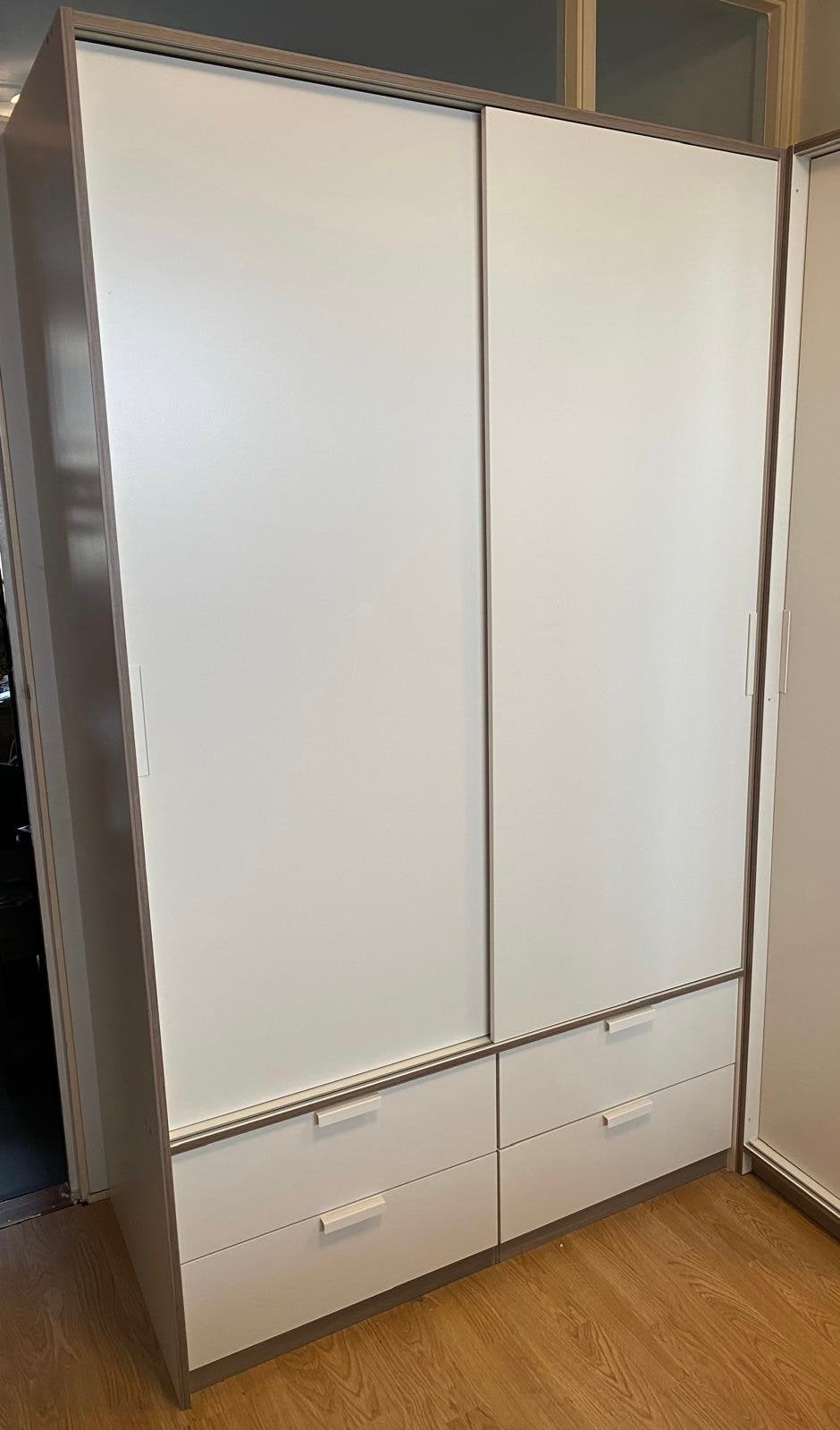Ikea Trysil kledingkast met lades, planken en hanggedeelte, Huis en Inrichting, 100 tot 150 cm, 200 cm of meer, Zo goed als nieuw