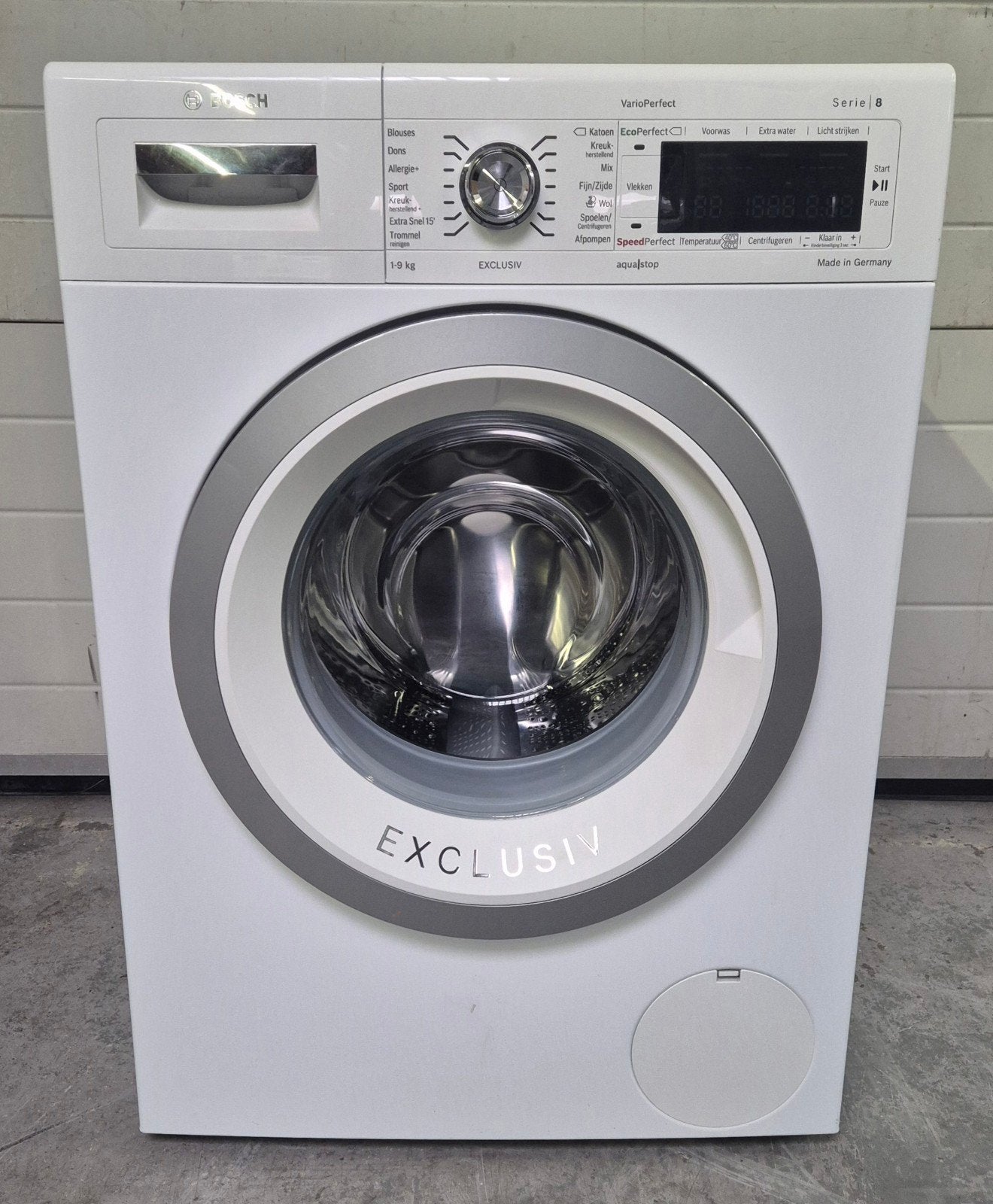 Bosch Serie 8 Exclusiv 9kg 1400rpm Wasmachine, 1200 tot 1600 toeren, 8 tot 10 kg, Wolwasprogramma, Zo goed als nieuw