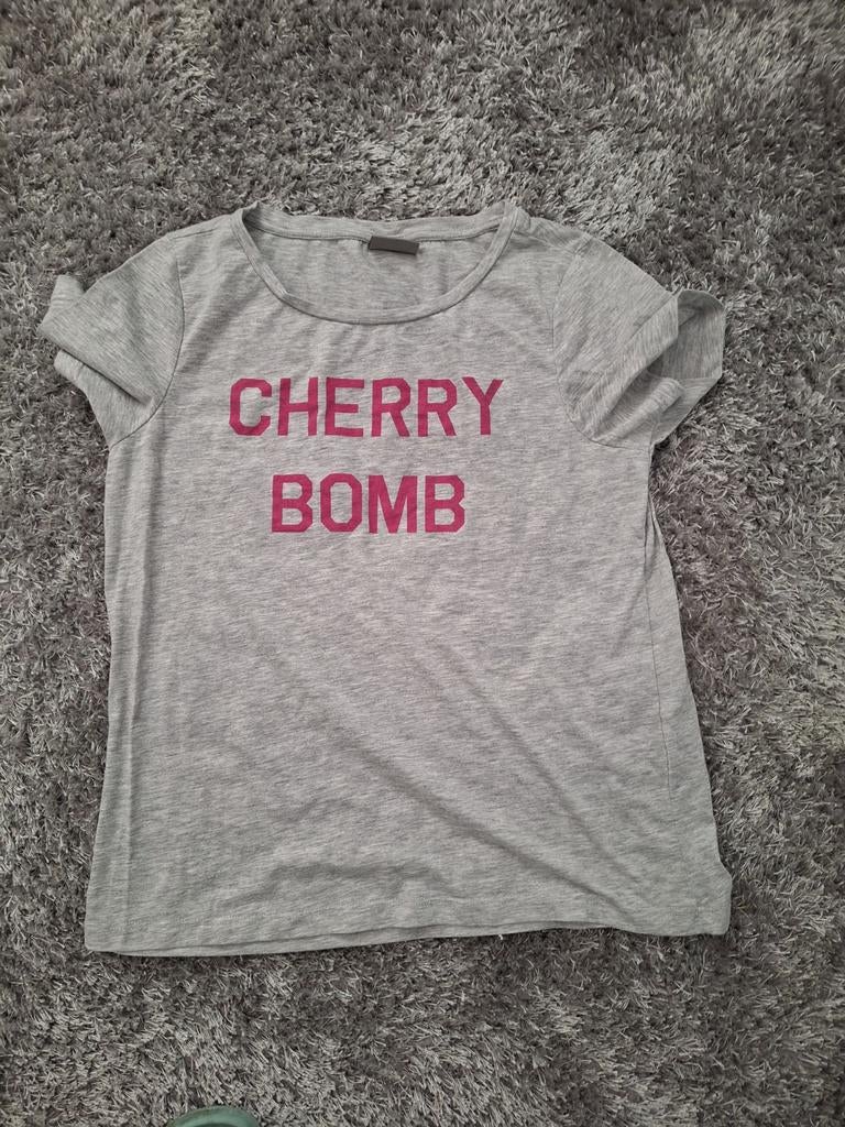 Grijs t-shirt van Vero Moda, maat m, Kleding | Dames, T-shirts, Maat 38/40 (M), Verzenden, Vero Moda, Zo goed als nieuw