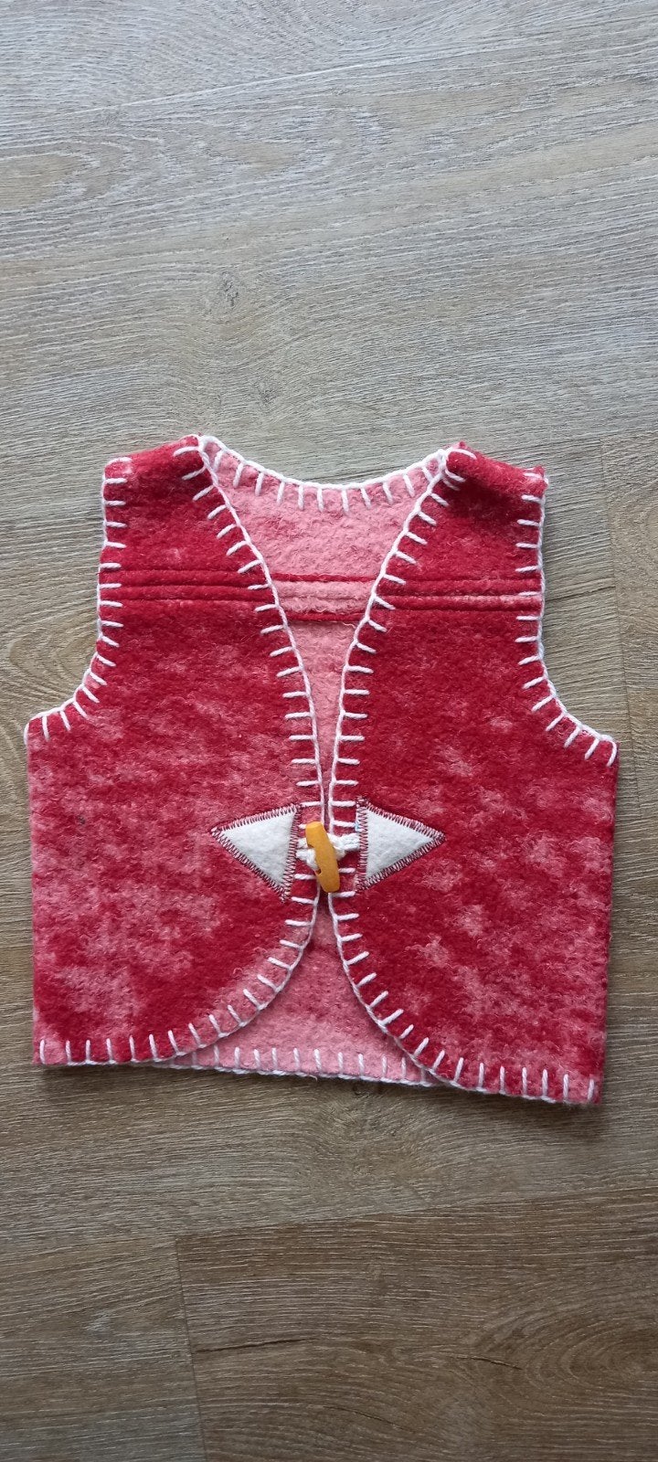 Handgemaakte wollen bodywarmer maat 74, Kinderen en Baby's, Handgemaakt, Nieuw, Ophalen of Verzenden, Truitje of Vestje