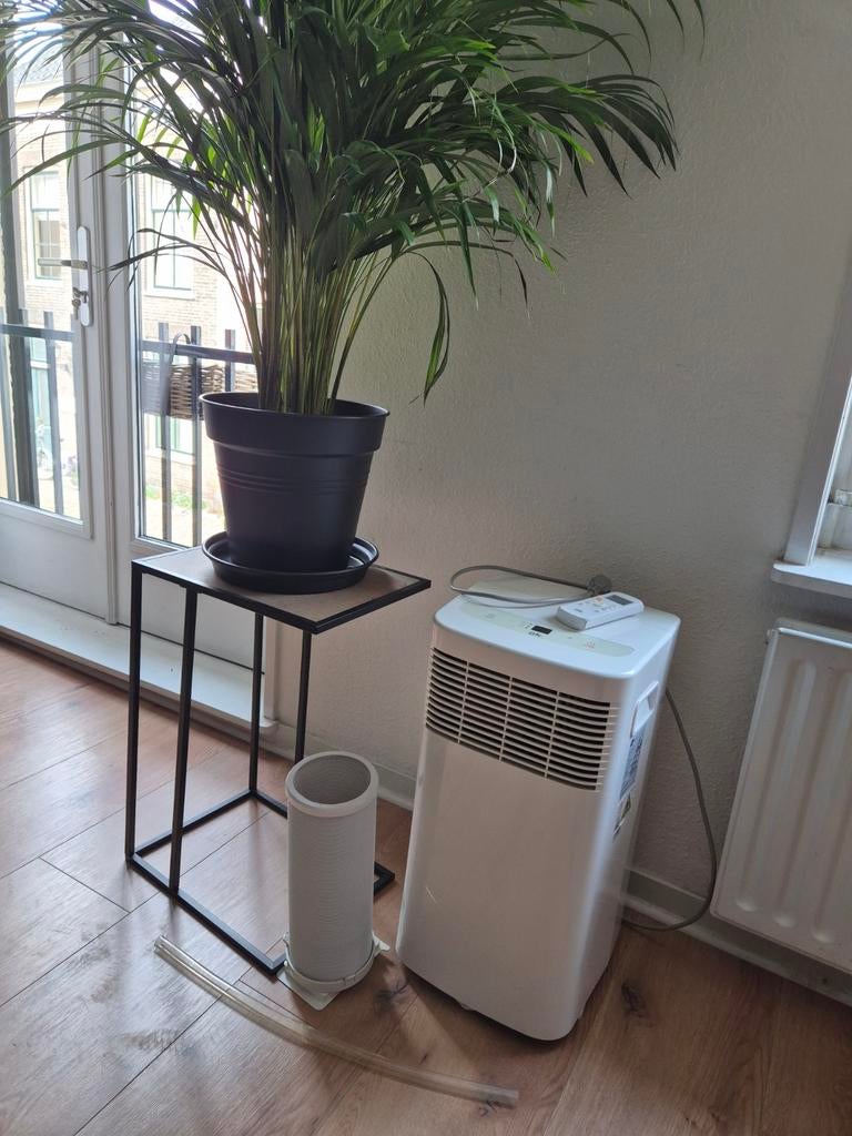 Airco met afstandsbediening en afvoerslang, Witgoed en Apparatuur, Airco's, Gebruikt, Mobiele airco, Minder dan 60 m³, 3 snelheden of meer