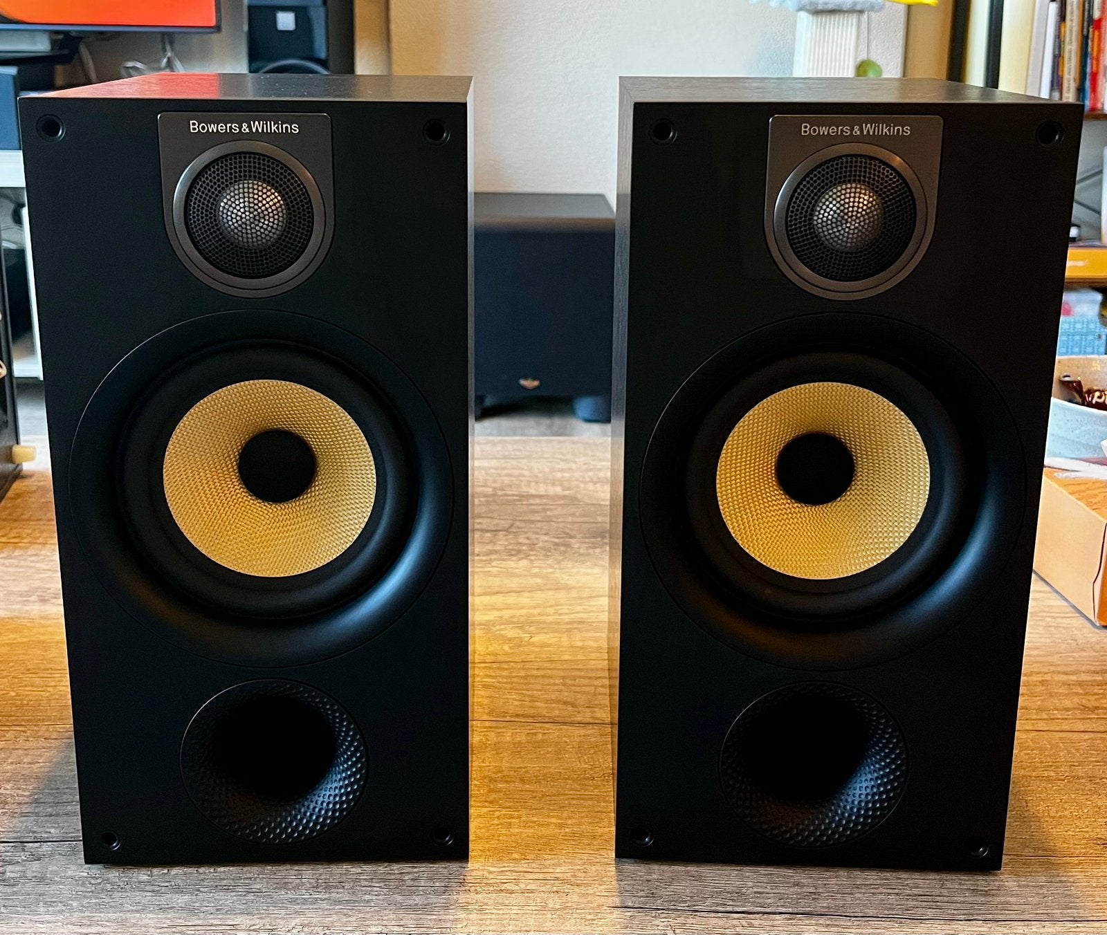 Bowers & Wilkins (B&W) 686 S2 - Zo goed als nieuw!, Ophalen, Zo goed als nieuw, 60 tot 120 watt, Bowers & Wilkins (B&W)