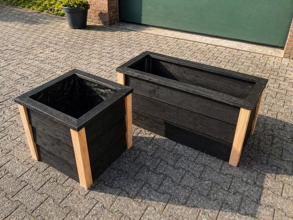 Zwarte douglas plantenbakken, Tuin en Terras, Bloembakken en Plantenbakken, Balkon, Ophalen of Verzenden, Zo goed als nieuw, Hout