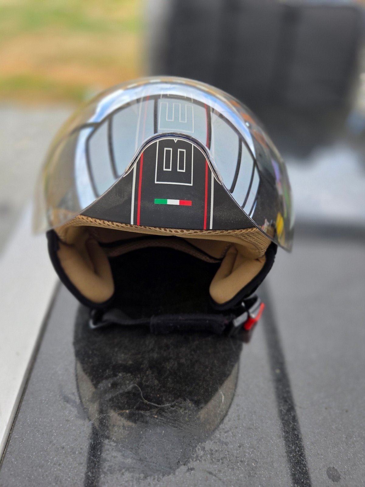 Scooter Motor Helmen XL - Beon en BLD (nieuwstaat), Fietsen en Brommers, Brommerhelmen, Ophalen of Verzenden