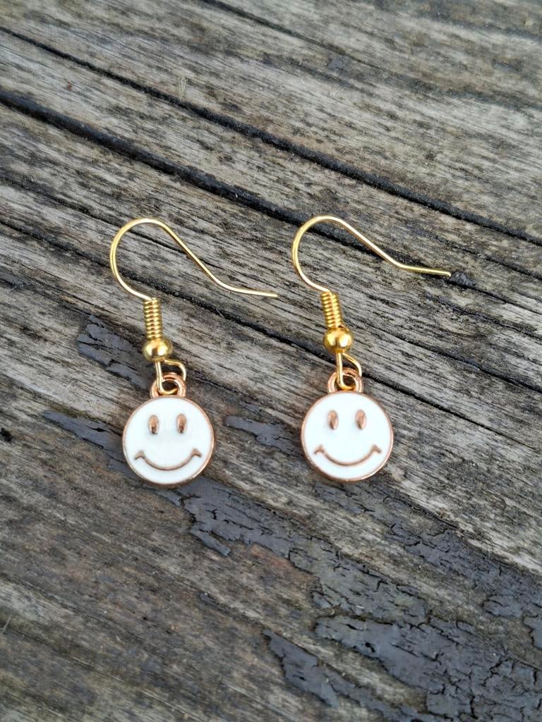 Oorbellen Smiley, Ophalen of Verzenden, Nieuw, Overige materialen