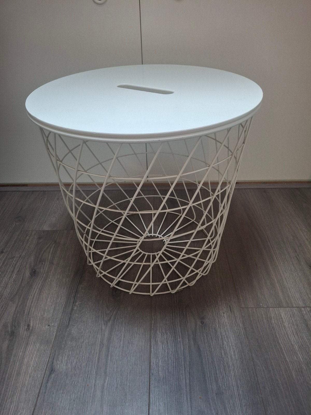 Ikea Kvistbro opbergtafel - wit, Ophalen, Minder dan 45 cm, Metaal of Aluminium, Rond