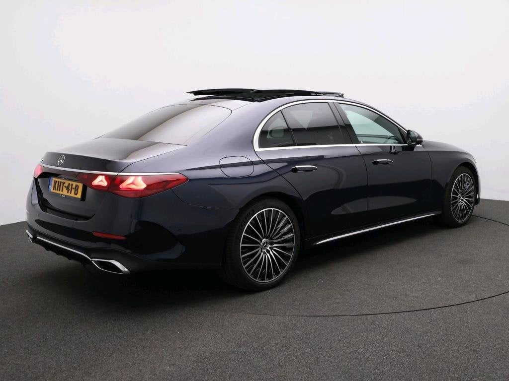 Mercedes-Benz E-klasse 300 e Sport Edition, Auto's, Automaat, Gebruikt, 4 cilinders, Blauw