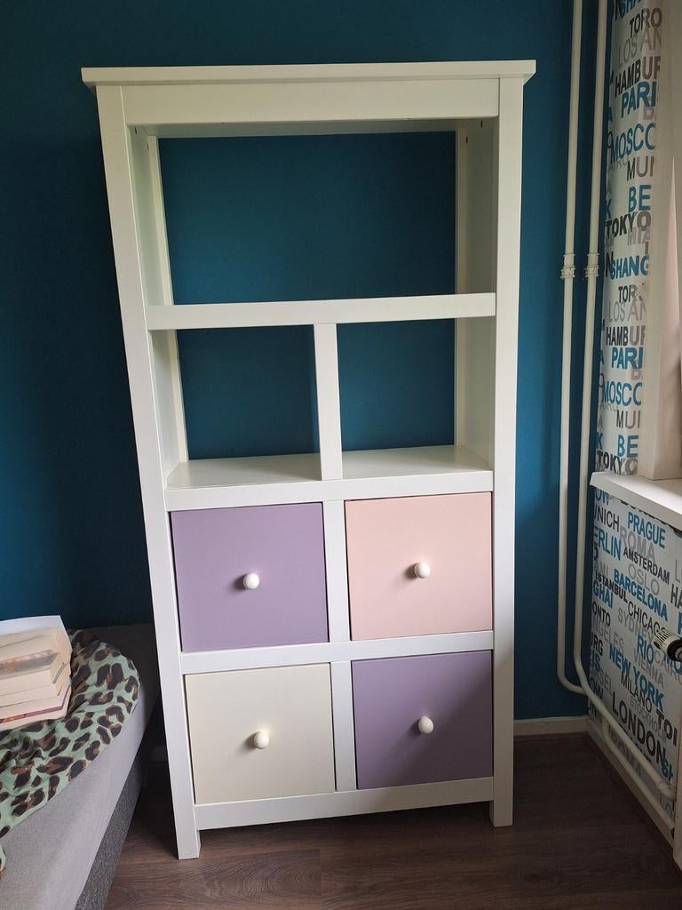 Roomwitte kast met 4 ladeblokken, roze, paars, roomwit, Ophalen, Gebruikt, 50 tot 100 cm, 150 tot 200 cm