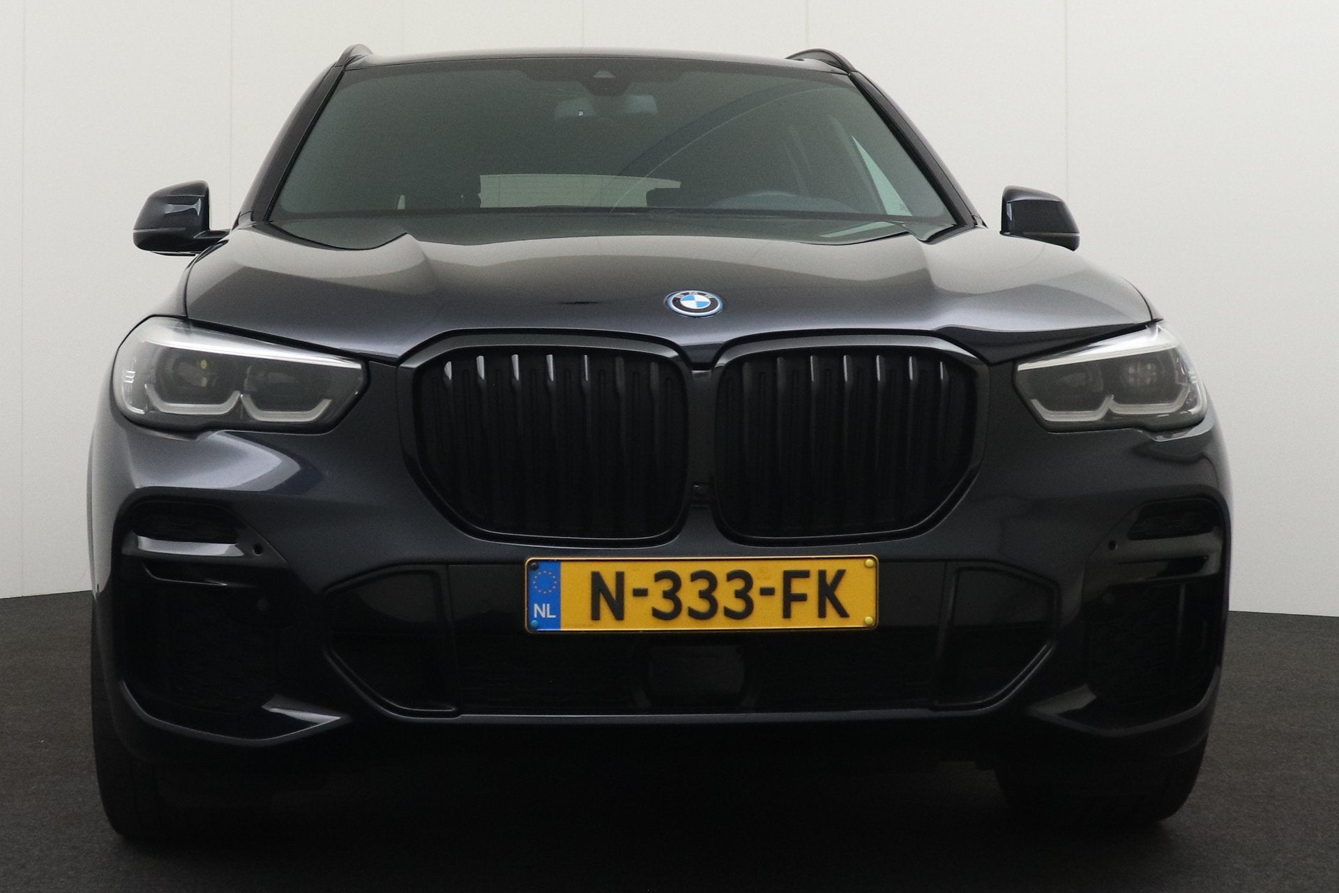 BMW X5 xDrive45e M-Sport+ Adapt. Cruise Carplay Memory, Auto's, Dealer onderhouden, Gebruikt, 138 €/maand, Zwart