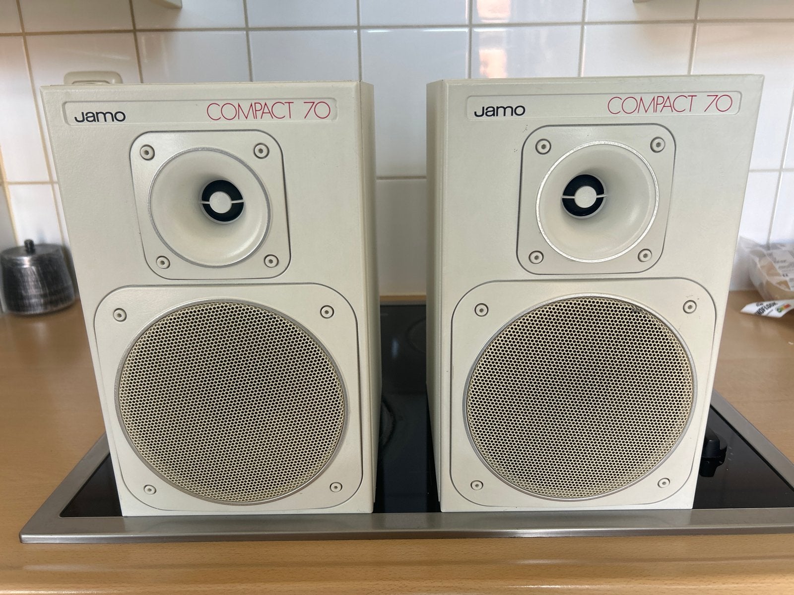 Jamo Compact 70 Boekenplank Luidsprekers, Audio, Tv en Foto, Luidsprekers, Gebruikt, Ophalen of Verzenden, Minder dan 60 watt