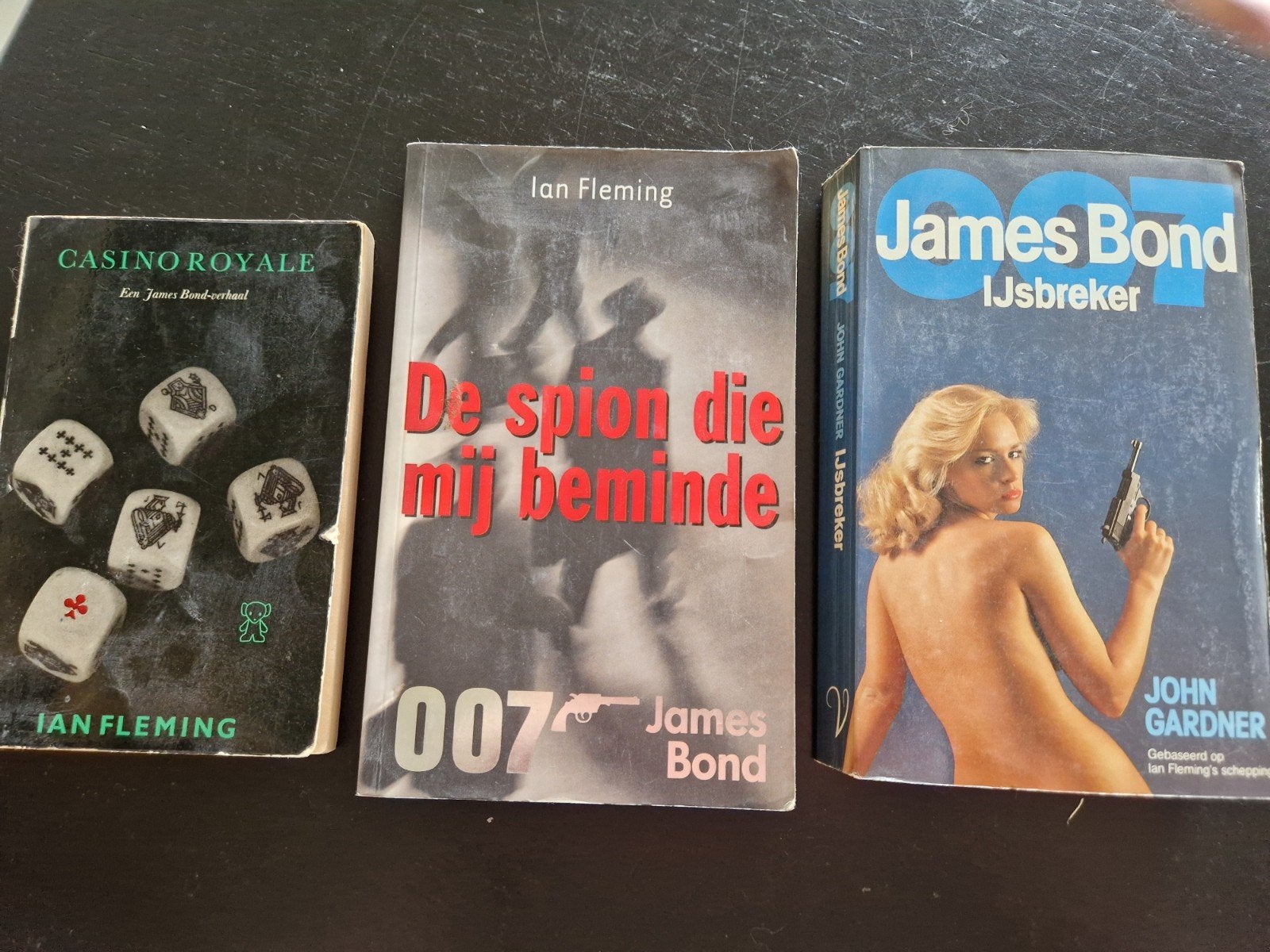 3 James Bond boeken, Ophalen, Gelezen