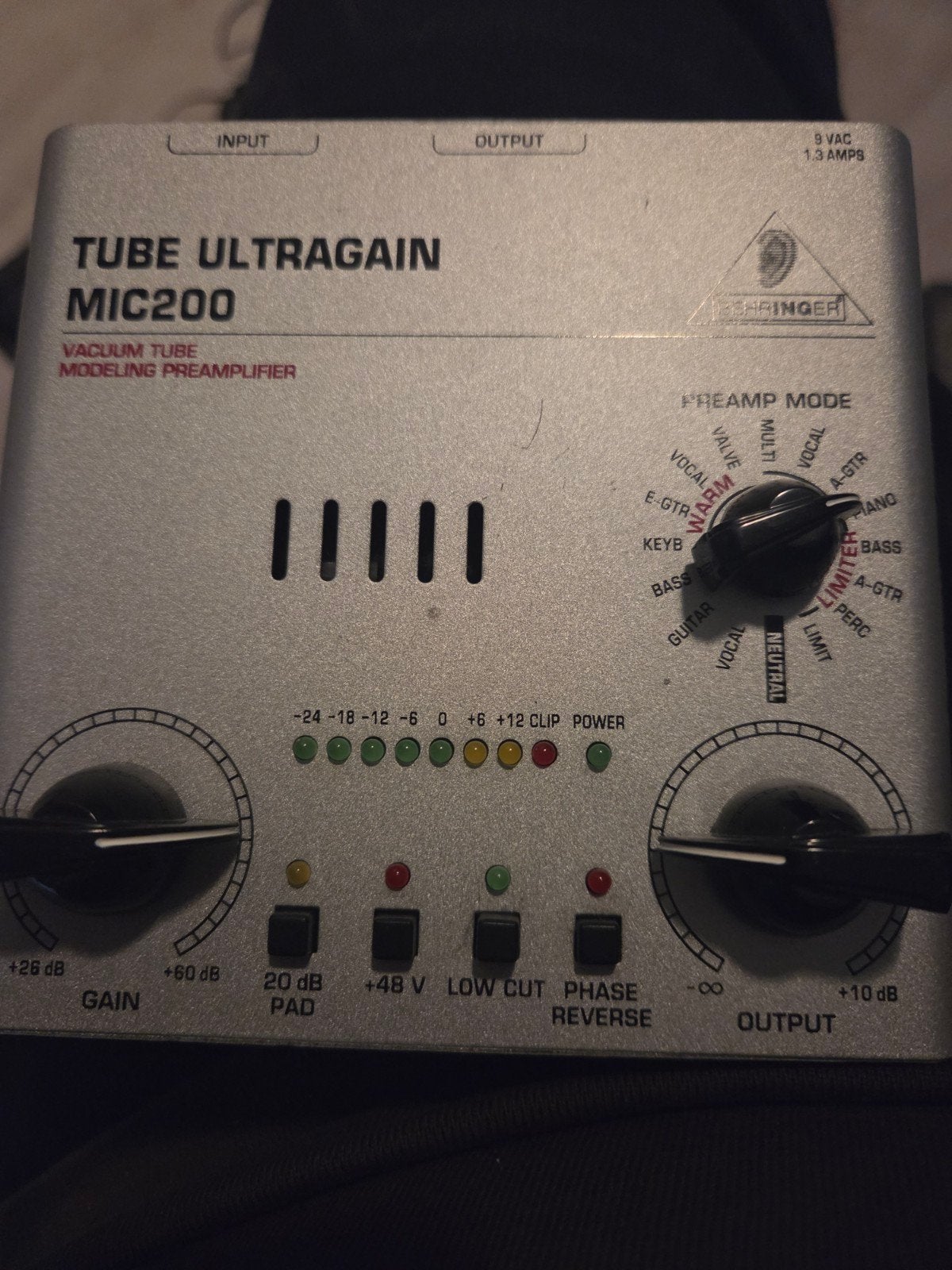 Behringer MIC200 Ultragain Tube Voorversterker, Ophalen of Verzenden, Gebruikt