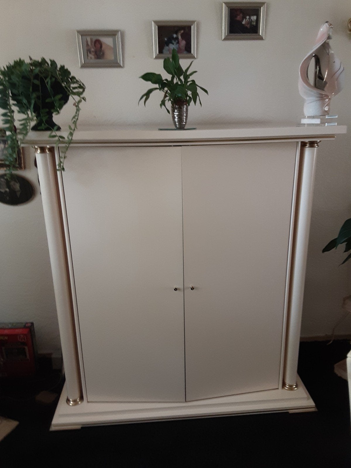 Deze kast met schuifdeuren is 130 is GRATIS, Ophalen
