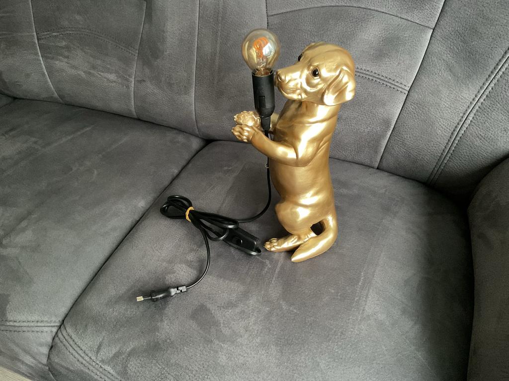 Gouden dressoirlampje in de vorm van een hond, Huis en Inrichting, Ophalen of Verzenden, Nieuw, Overige materialen, Minder dan 50 cm