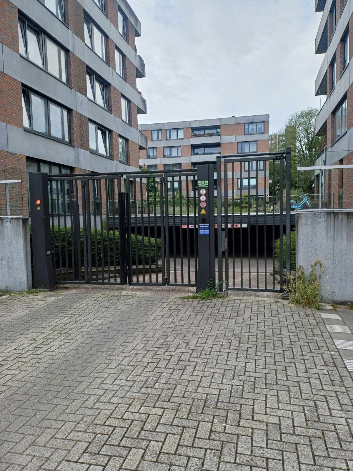 Parkeerplaats te huur - Afgesloten garage  - AmsterdamOsdorp