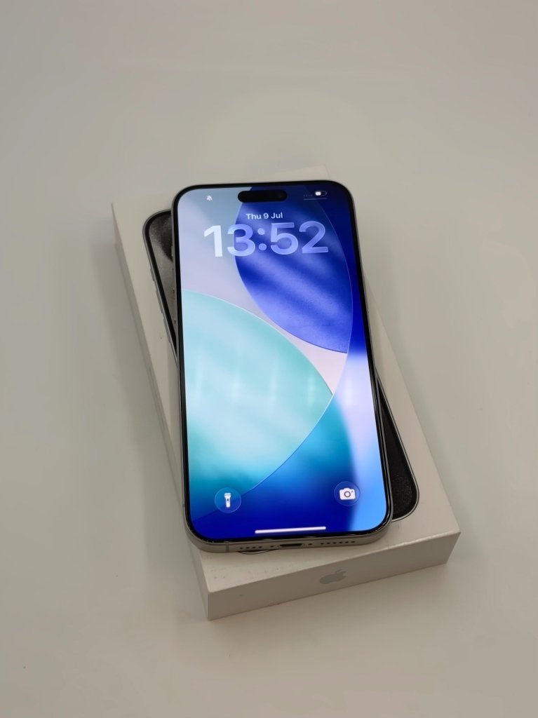 iPhone 15 Pro Max | 256 GB | Wit | Nieuwstaat | Garantie, 256 GB, Ophalen of Verzenden, Zo goed als nieuw, Zonder simlock