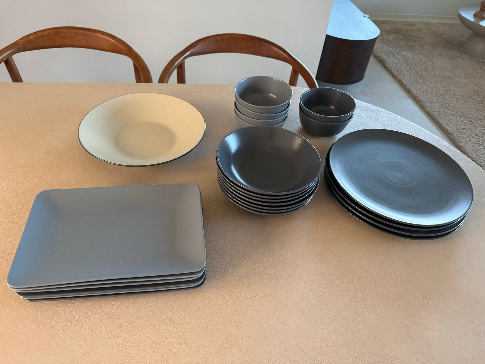 IKEA Servies Set: Schalen en Kommen (Grijs) - Dinera, Ophalen, Gebruikt, Keramiek, IKEA