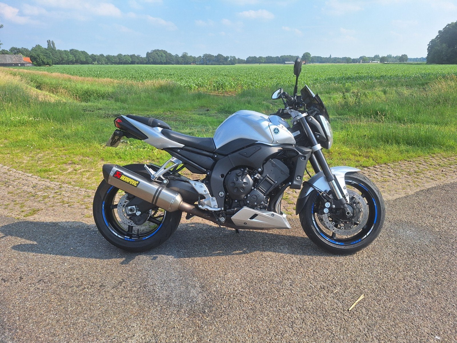 Yamaha FZ1N ABS 2009 FZ1 N Akrapovic Quickshifter, 4 cilinders, Motorrijbewijs A, Gebruikt, Particulier