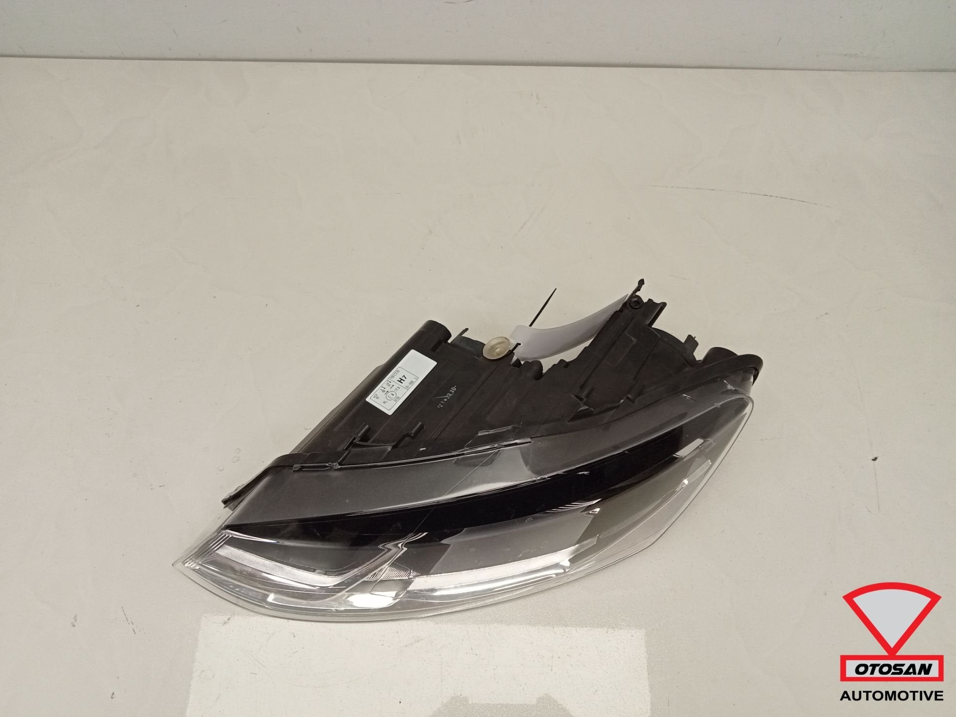 VW Polo 6C Koplamp 2014-2017 H7 Halogeen LINKS, Auto-onderdelen, Verlichting, Gebruikt, Volkswagen, Volkswagen AG, Berliner Ring 2
38440  Wolfsburg, DE