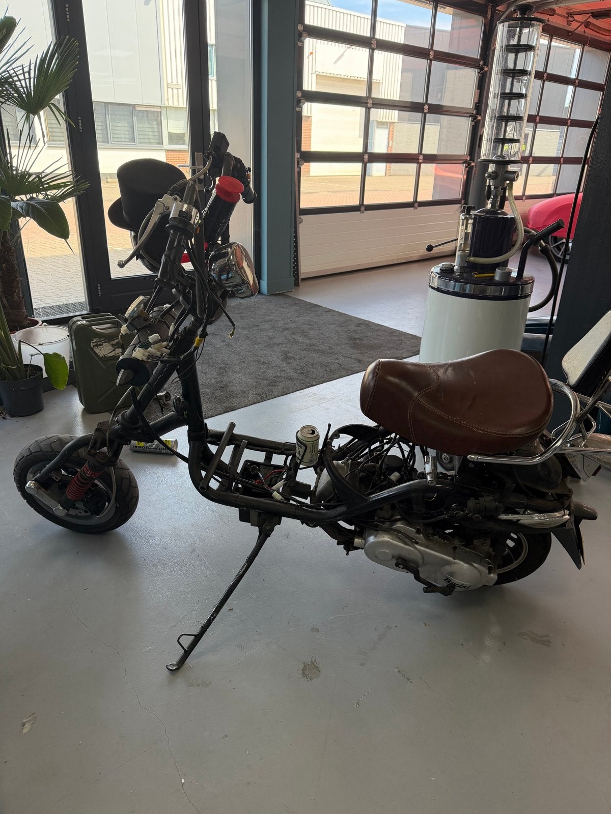 Sloop scooter project met waardevolle vespa onderdelen, Ophalen of Verzenden, Gebruikt, Overige typen, Overige merken