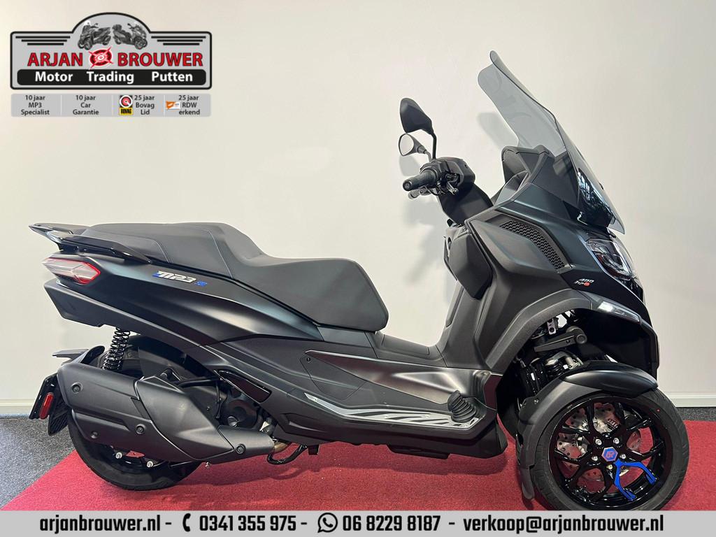 Piaggio MP3 400 HPE STE Sport ABS, Scooter, Postbus 305
4900 AH  Oosterhout, NL, Customer_service@piaggio.com, ABS