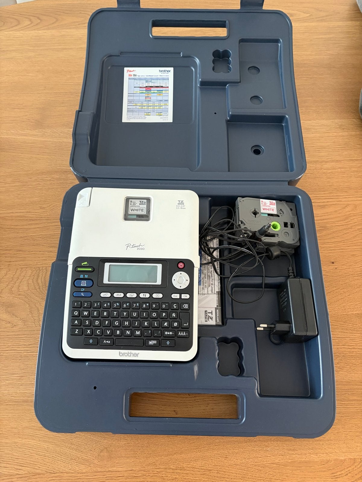 Brother P-touch PT-2030 labelprinter met koffer, Computers en Software, Labelprinters, Ophalen of Verzenden, Zo goed als nieuw