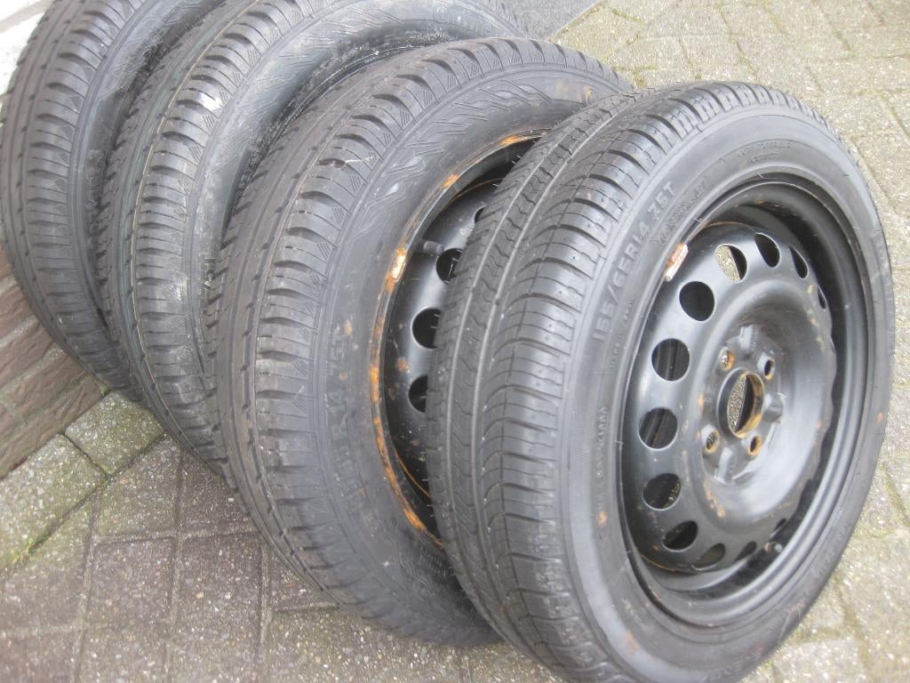 band, wiel, velg ,toyota aygo, citroen c1, peugeot 107, 14 inch, Gebruikt, 155 mm, Banden en Velgen