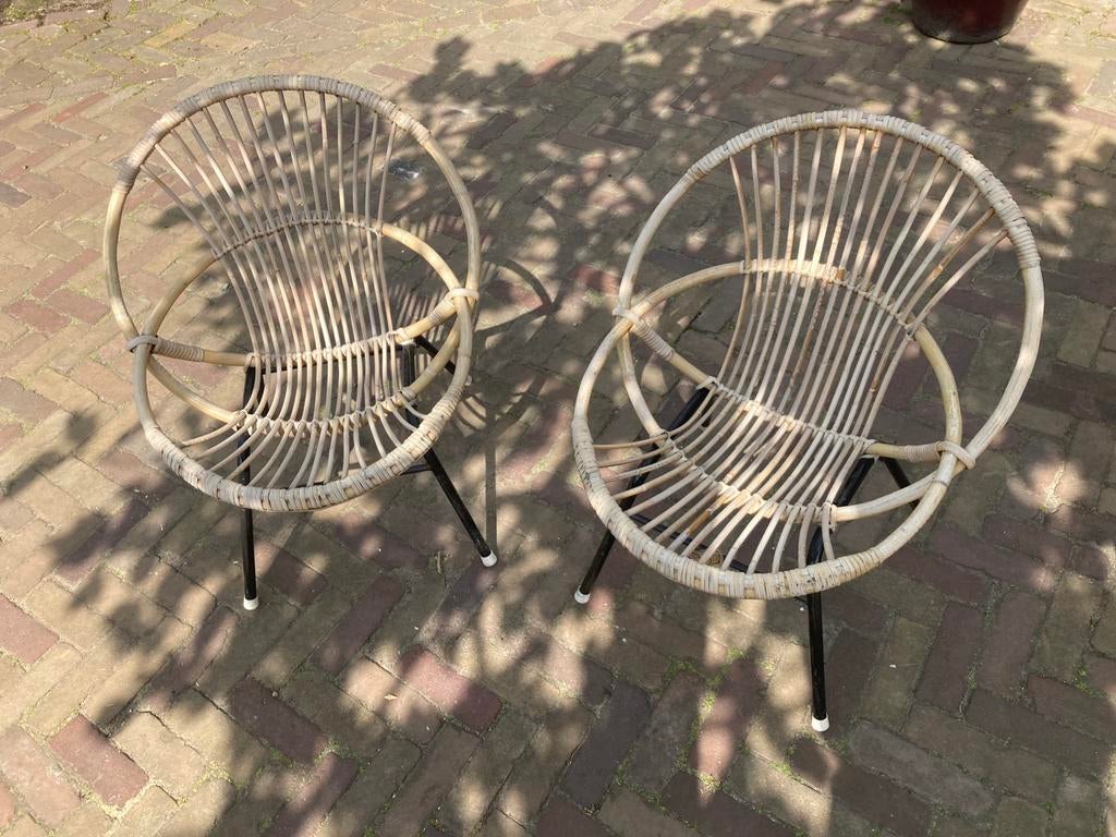 Vintage retro stoelen + tafeltje rotan, Verzamelen, Retro, Ophalen, Huis en Inrichting