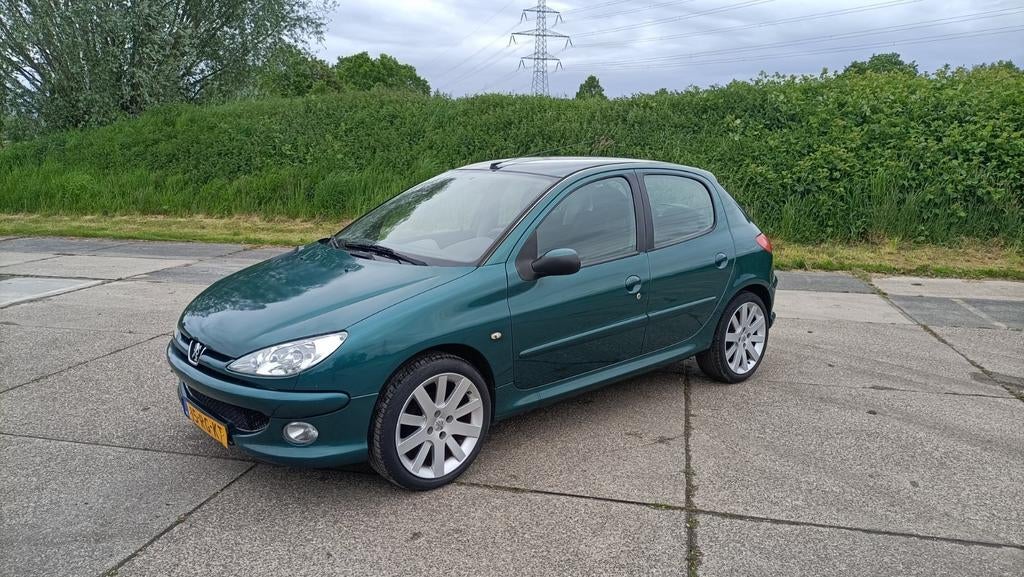 Peugeot 206 1.4 5D 2005 Groen, Voorwielaandrijving, Stof, 31 €/maand, 4 cilinders