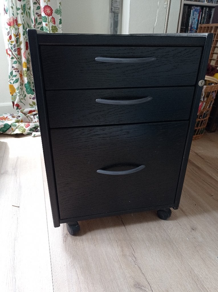 Ladeblok, zwarteiken fineer, drie lades, Ophalen, Minder dan 50 cm, Gebruikt, 3 of 4 laden