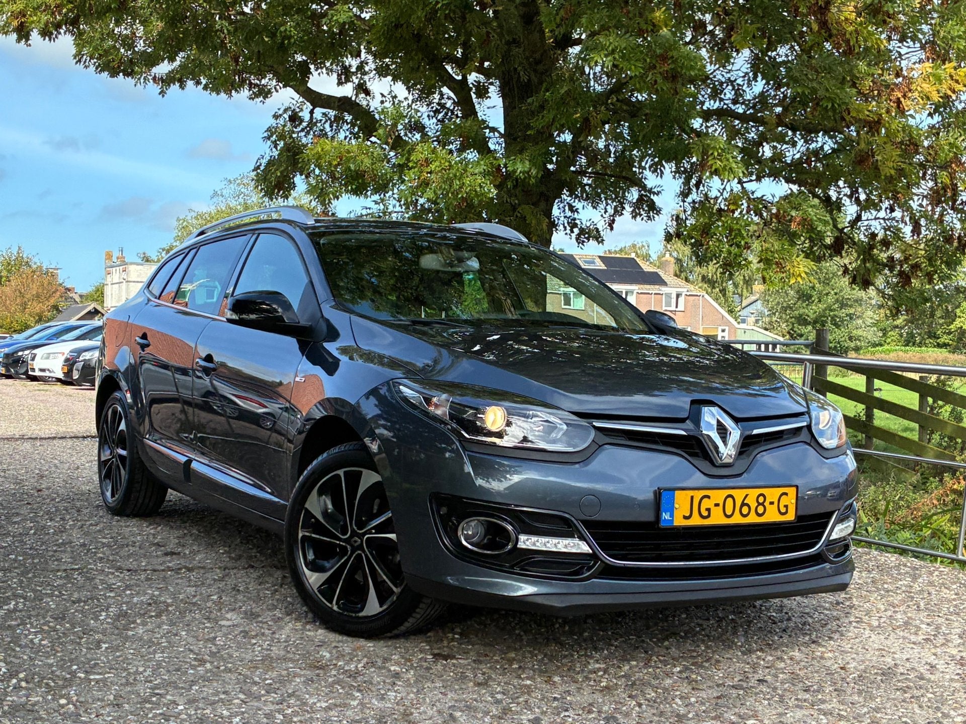 Renault Mégane Estate 1.2 TCe Bose | Leder + Navi + Clima +, Auto's, Voorwielaandrijving, Stof, Gebruikt, 4 cilinders