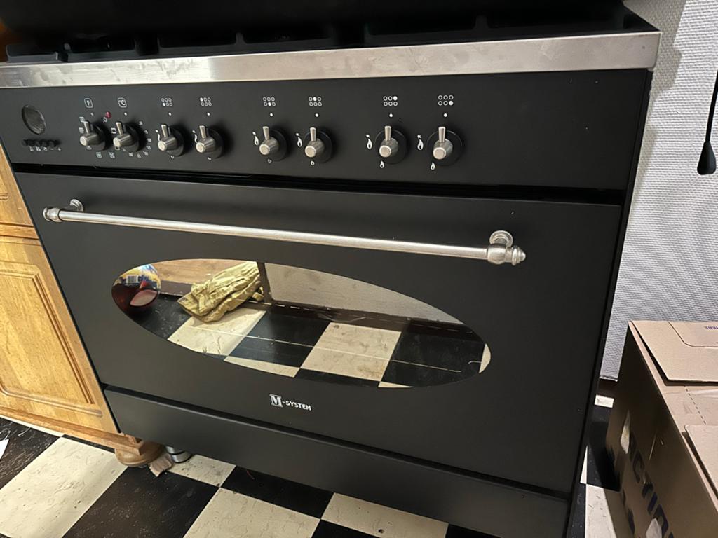 M-System Fornuis met Gas Kookplaat en Oven, Ophalen of Verzenden, Zo goed als nieuw, Vrijstaand, 60 cm of meer