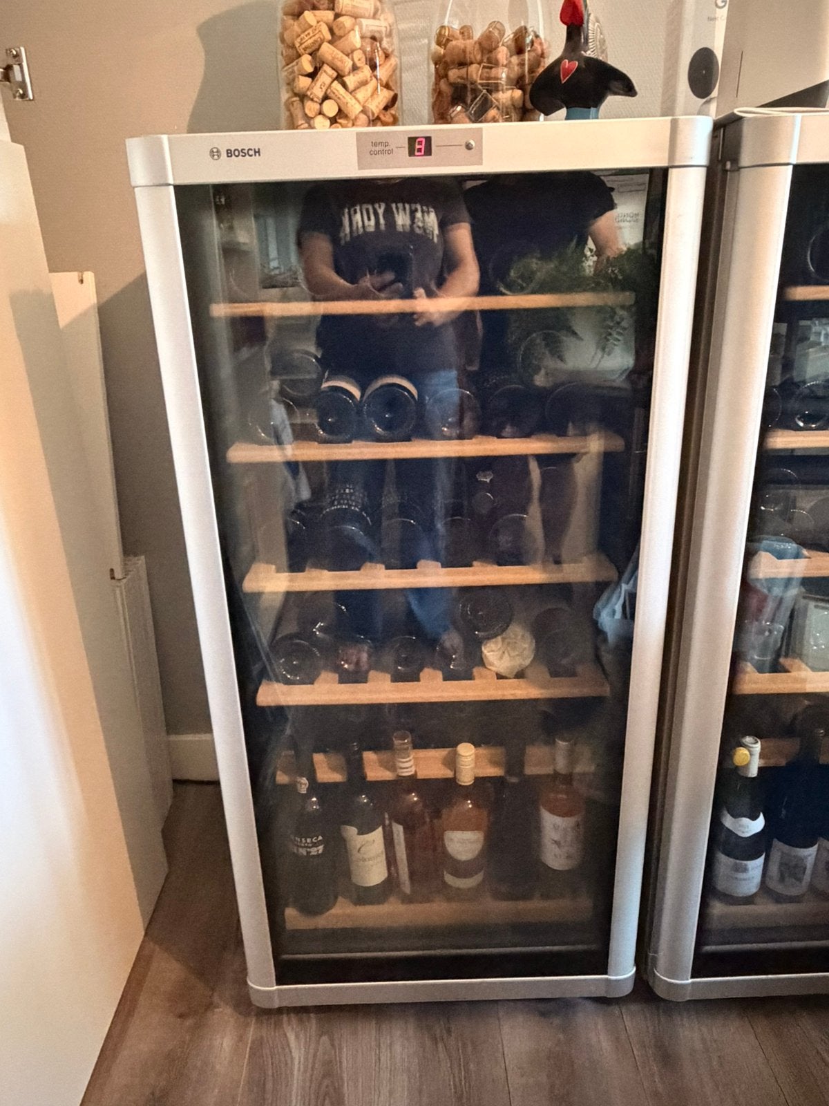Bosch KSW22V80 wijnklimaatkast – 60 flessen, Ophalen, 150 tot 200 liter, 120 tot 140 cm, 45 tot 60 cm