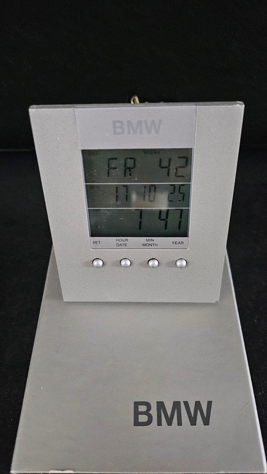 BMW pyramide klok., Ophalen of Verzenden, Zo goed als nieuw