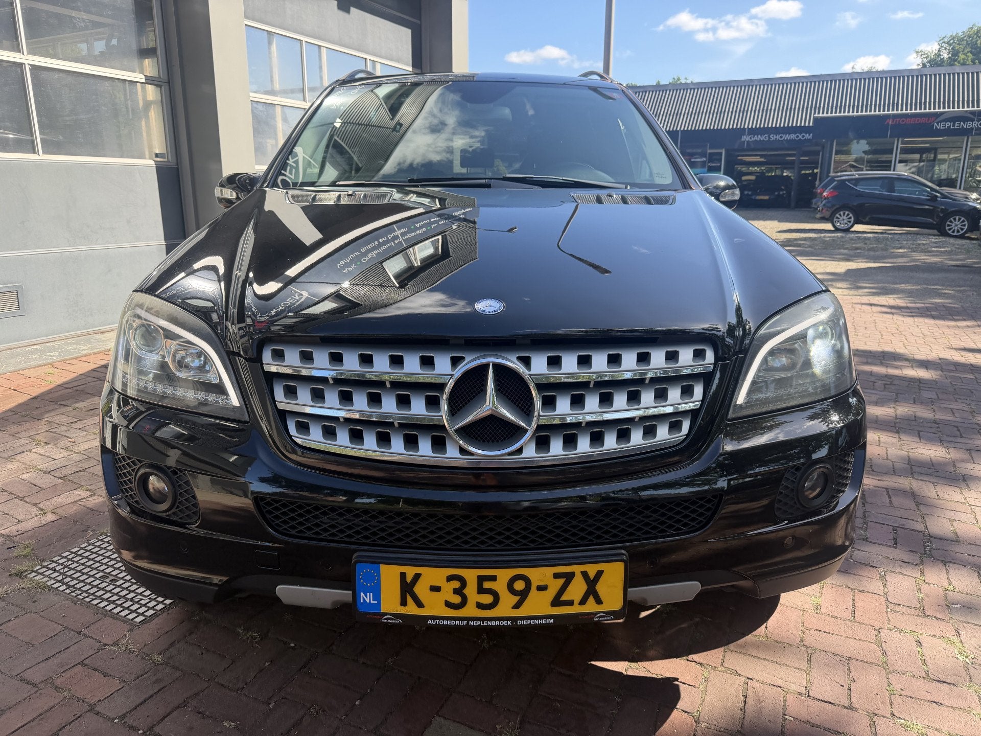 Mercedes-Benz M-Klasse 350 Youngtimer Bj 2005 3500kg trekken, Auto's, Mercedes-Benz, Automaat, Dealer onderhouden, Gebruikt, Zwart